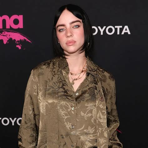 billie eilish leak|Billie Eilish Cheekily Responds to Bikini Photo Showing Chest。